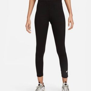 Nike Women’s Black Dri - Fit Leggings • Size Large